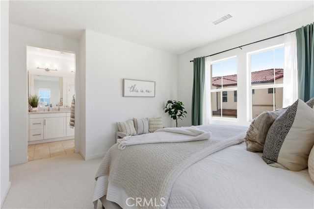 Detail Gallery Image 16 of 33 For 600 Shadowbrook, Lake Forest,  CA 92610 - 4 Beds | 3/1 Baths