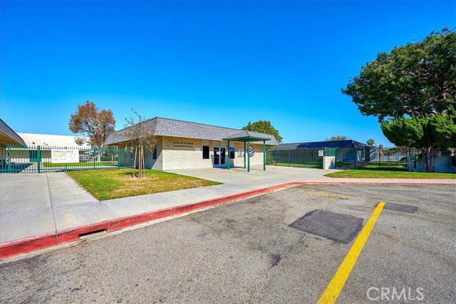 Detail Gallery Image 39 of 52 For 6372 Larchwood Dr, Huntington Beach,  CA 92647 - 4 Beds | 2 Baths