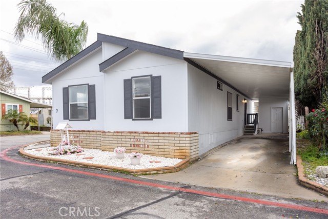 Detail Gallery Image 5 of 43 For 22111 Newport, Riverside,  CA 92313 - 3 Beds | 2 Baths