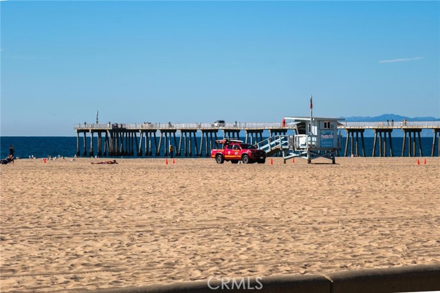 Detail Gallery Image 66 of 73 For 28 10th Ct (9th St Walkstreet), Hermosa Beach,  CA 90254 - – Beds | – Baths