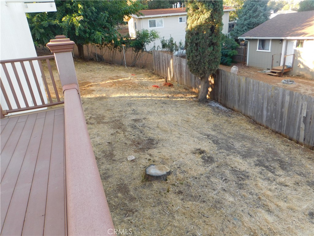 https://media.crmls.org/medias/e854e3eb-04a4-4242-a375-cdce0053b5f3.jpg?preset=X-Large