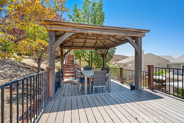 28622 Woodchester Way, Menifee CA: https://media.crmls.org/medias/e854e8b0-2816-473d-b382-5d1db502a967.jpg
