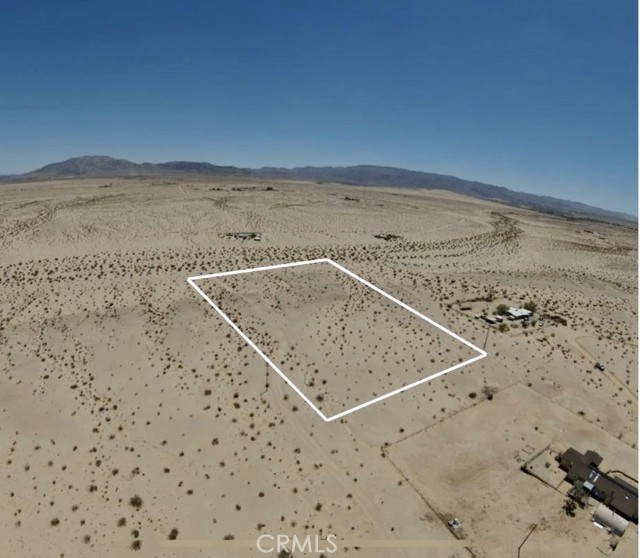 76693 Garden Road, 29 Palms CA: https://media.crmls.org/medias/e8559242-a393-41c6-b303-6fb9ac9b66ce.jpg