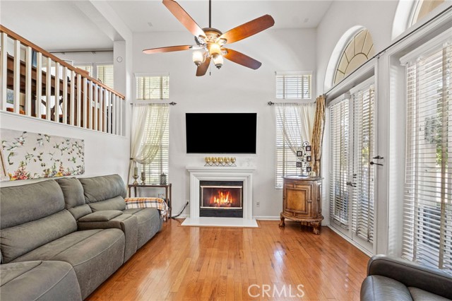 Detail Gallery Image 7 of 41 For 24014 Bridgeport Ln #42,  Valencia,  CA 91355 - 3 Beds | 3 Baths
