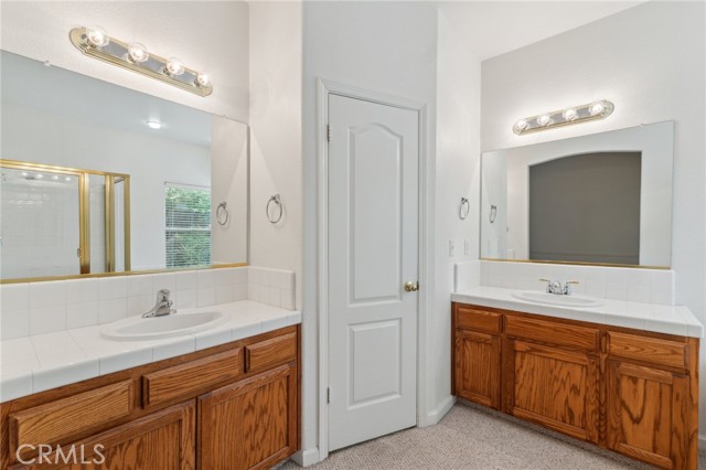 2522 E Kelso Avenue, Fresno CA: https://media.crmls.org/medias/e855dbfa-27ee-4888-a508-77f9fd276524.jpg
