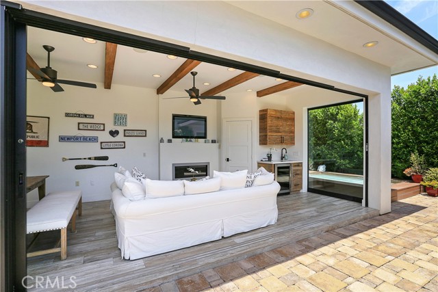 Detail Gallery Image 33 of 65 For 527 Seaward Rd, Corona Del Mar,  CA 92625 - 4 Beds | 3/1 Baths