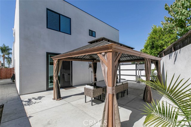 Detail Gallery Image 43 of 52 For 9124 N Nilo Ln, Panorama City,  CA 91402 - 4 Beds | 3/1 Baths
