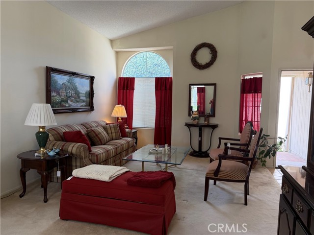 Detail Gallery Image 10 of 24 For 22636 Cardiff, Saugus,  CA 91350 - 3 Beds | 3 Baths