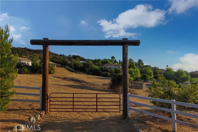 Detail Gallery Image 10 of 63 For 12545 Arboleda Vista Dr, Valley Center,  CA 92082 - 4 Beds | 2 Baths