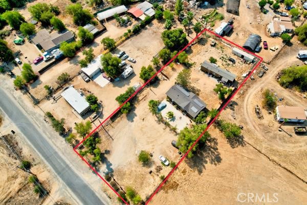 20221 Telford Avenue, Perris CA: https://media.crmls.org/medias/e85aa5df-9841-4c67-854e-866b44f95de6.jpg