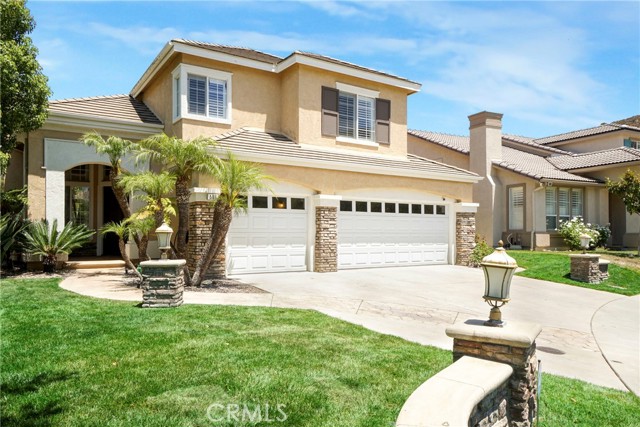 Detail Gallery Image 2 of 30 For 586 Grass Valley St, Simi Valley,  CA 93065 - 4 Beds | 3 Baths