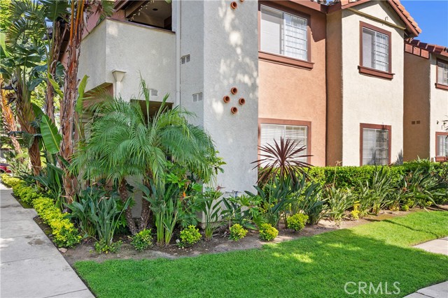 Detail Gallery Image 2 of 46 For 104 Flor De Sol #60,  Rancho Santa Margarita,  CA 92688 - 2 Beds | 1 Baths