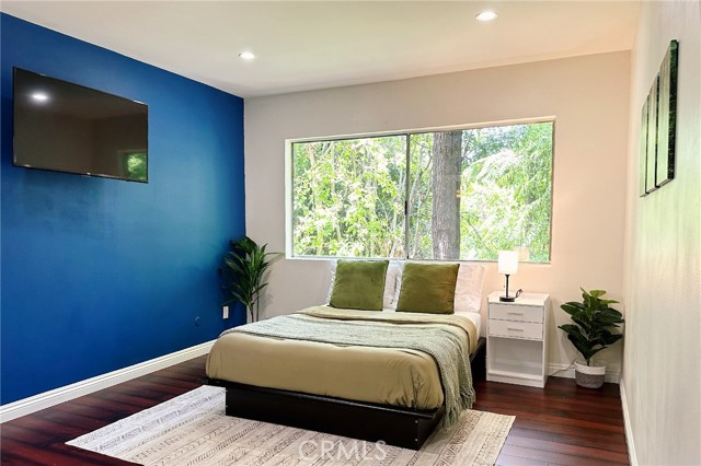 5215 Balboa Boulevard, Encino CA: https://media.crmls.org/medias/e85afbbb-aa95-4132-885b-5c202f55ec85.jpg