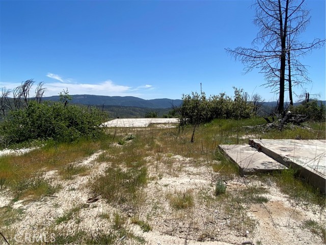 315 Harrison Springs, Berry Creek CA: https://media.crmls.org/medias/e85b9ebc-2d28-4cd7-94d2-78dec5b334a0.jpg