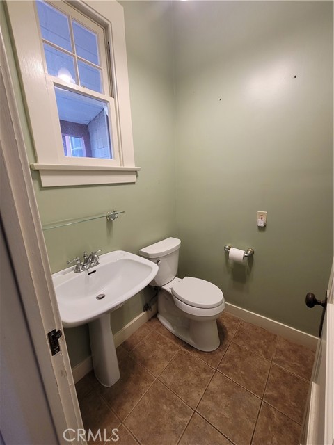 Detail Gallery Image 20 of 32 For 901 S Center St, Redlands,  CA 92373 - 4 Beds | 2/1 Baths