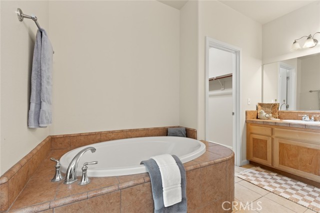 Detail Gallery Image 17 of 39 For 2545 Valhalla Pl, Chico,  CA 95973 - 4 Beds | 2 Baths