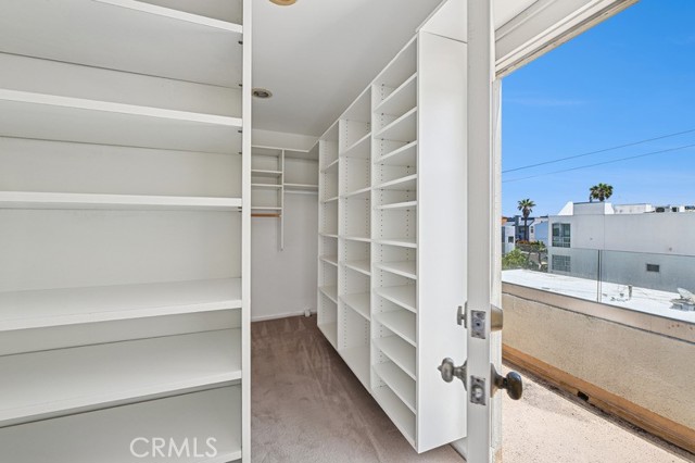 Detail Gallery Image 8 of 20 For 6 Voyage St #204,  Marina Del Rey,  CA 90292 - 2 Beds | 2 Baths