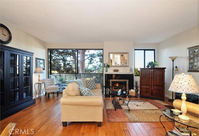 220 Prospect Avenue, Redondo Beach, California 90277, 2 Bedrooms Bedrooms, ,1 BathroomBathrooms,Residential,Sold,Prospect,PV17010237