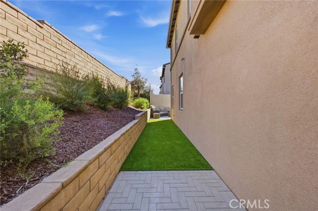 Image 58 of 75 For 32736 Brunello Way