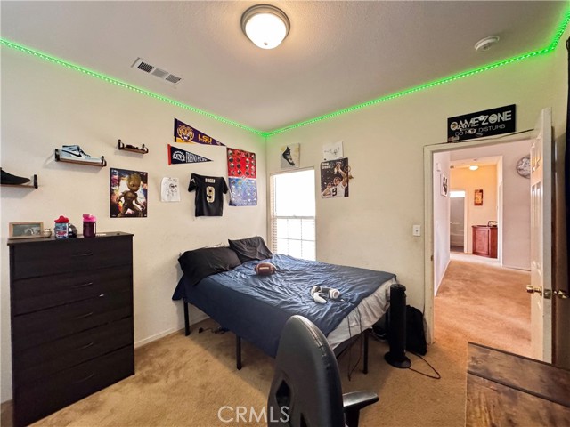 Detail Gallery Image 13 of 63 For 30912 Tadpole St, Visalia,  CA 93291 - 3 Beds | 2 Baths