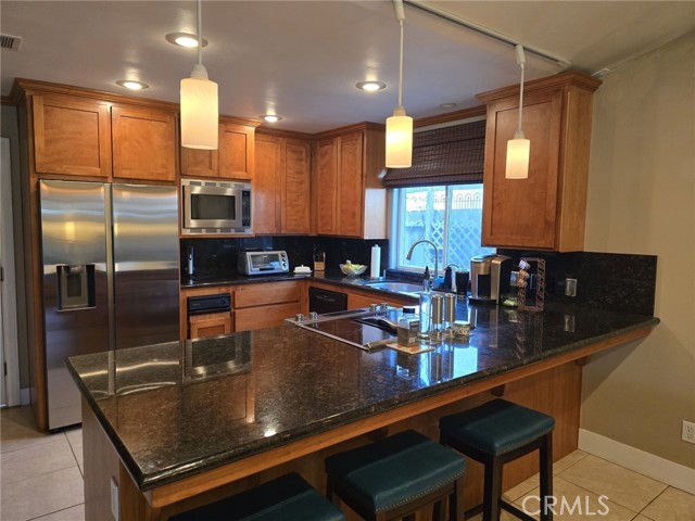 Detail Gallery Image 3 of 26 For 3034 Greenwood Ct, Merced,  CA 95340 - 3 Beds | 2 Baths