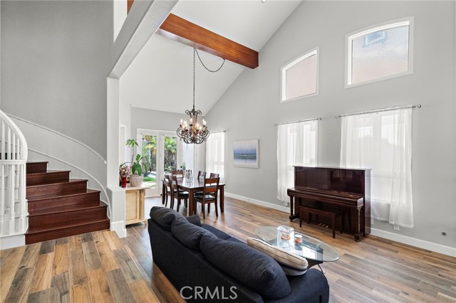 19025 Bayhill Lane, Huntington Beach CA: https://media.crmls.org/medias/e85fb081-9475-4b4b-8928-8795b6d77848.jpg