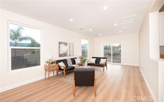 Detail Gallery Image 30 of 45 For 19241 Envoy Ave, Corona,  CA 92881 - 3 Beds | 2 Baths