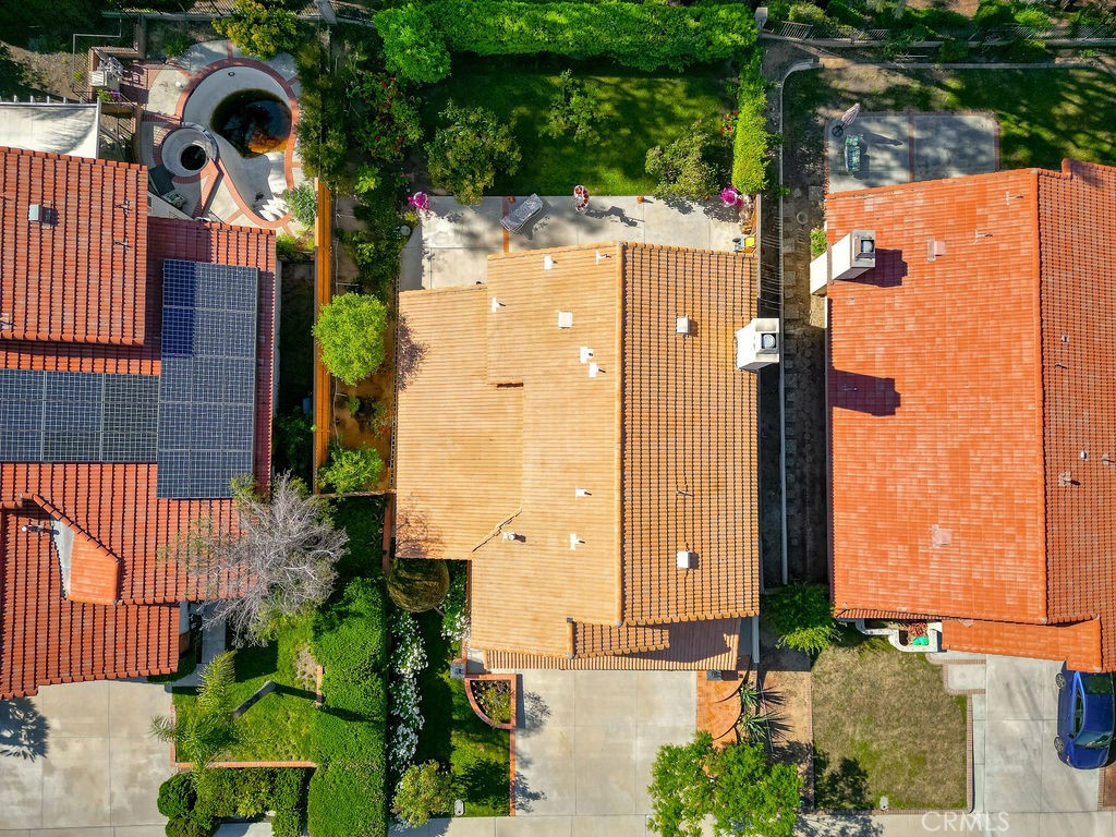 https://media.crmls.org/medias/e8615e7d-9cfc-40e8-b1ff-5b89833964ea.jpg?preset=X-Large