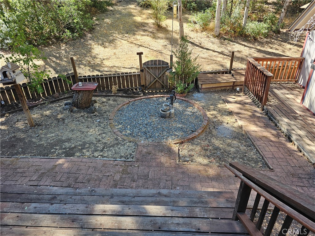 https://media.crmls.org/medias/e861934e-0359-4891-815a-a1f95b7240ba.jpg?preset=X-Large