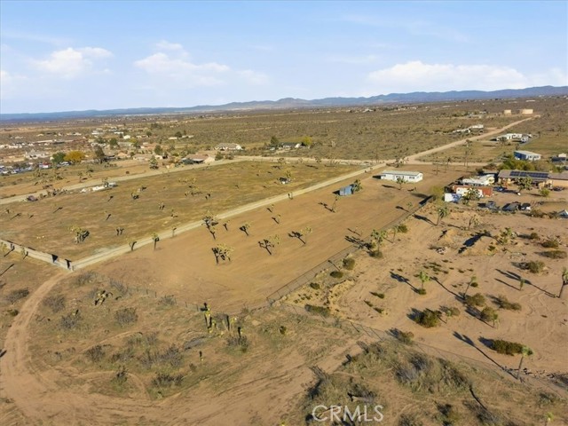 Detail Gallery Image 2 of 50 For 11878 Pacific Rd, Phelan,  CA 92371 - 3 Beds | 2 Baths