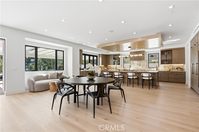 Detail Gallery Image 6 of 30 For 4400 Oak Place, Westlake Village,  CA 91362 - 6 Beds | 6/1 Baths