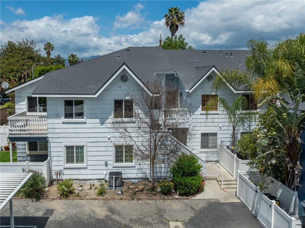 Detail Gallery Image 1 of 29 For 8463 De Soto Ave #26,  Canoga Park,  CA 91304 - 2 Beds | 2 Baths