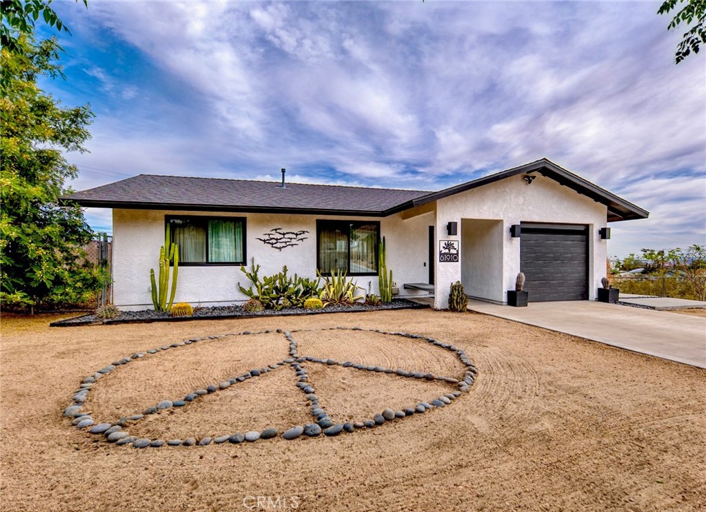 61910 Sunburst Circle