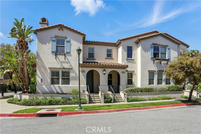 Detail Gallery Image 14 of 17 For 974 Sweetbriar Ln a,  Azusa,  CA 91702 - 3 Beds | 3 Baths
