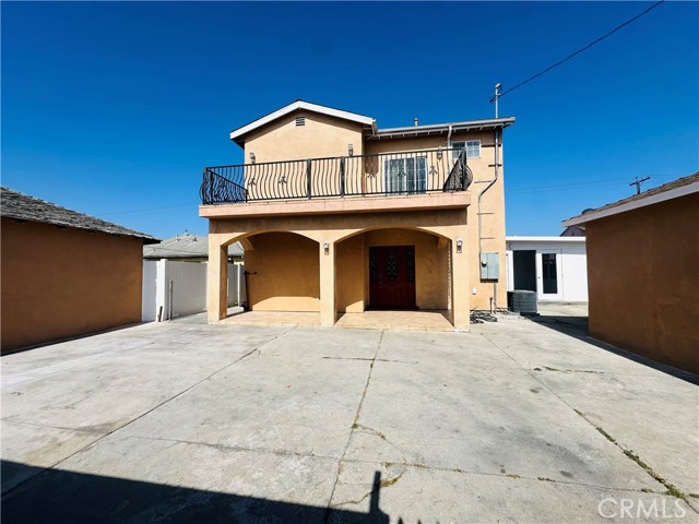 12219 S Main Street, Los Angeles CA: https://media.crmls.org/medias/e8634e9b-f15b-4085-af27-debc58dc7895.jpg