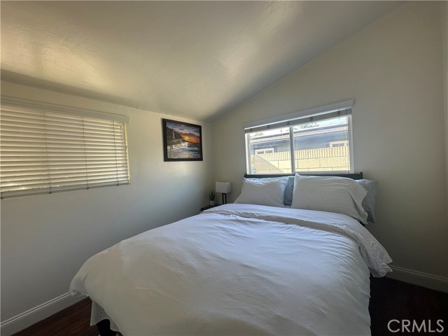 Detail Gallery Image 11 of 19 For 1360 N Ferndale St, Anaheim,  CA 92801 - 4 Beds | 2 Baths