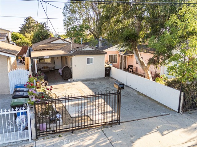 Detail Gallery Image 2 of 41 For 12118 Barnwall, Norwalk,  CA 90650 - 4 Beds | 2 Baths