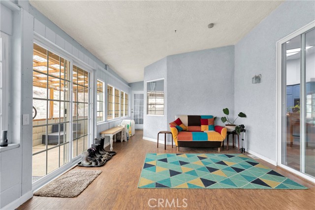 1679 Desert Front Road, Wrightwood CA: https://media.crmls.org/medias/e865017b-5516-4a04-b9aa-e0f24d4d802e.jpg