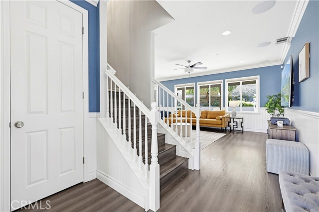 Detail Gallery Image 29 of 42 For 19890 Holly Drive, Saugus,  CA 91350 - 3 Beds | 3 Baths