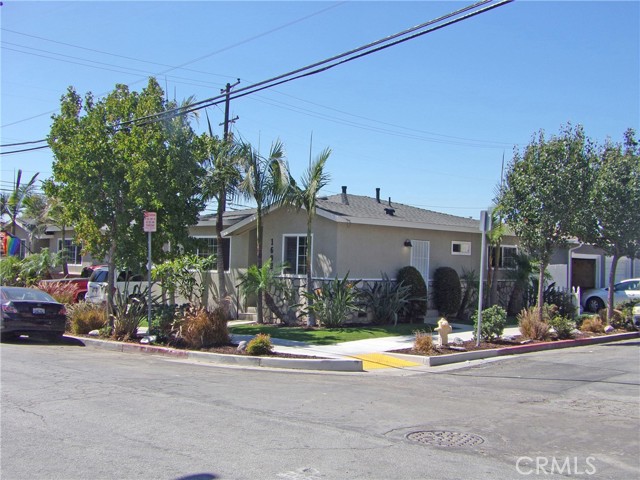 1697 Grand Ave, Long Beach, CA 90804