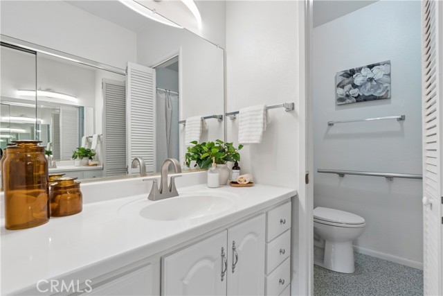 Detail Gallery Image 17 of 28 For 27026 Rio Pecos, Valencia,  CA 91354 - 3 Beds | 2 Baths