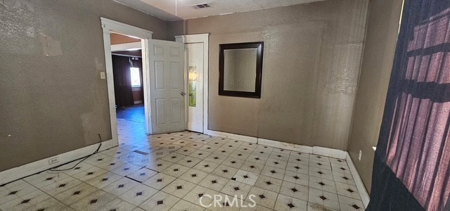 4648 E Iowa, Fresno CA: https://media.crmls.org/medias/e8675326-35b6-4f29-82f3-d04cc614f0d5.jpg