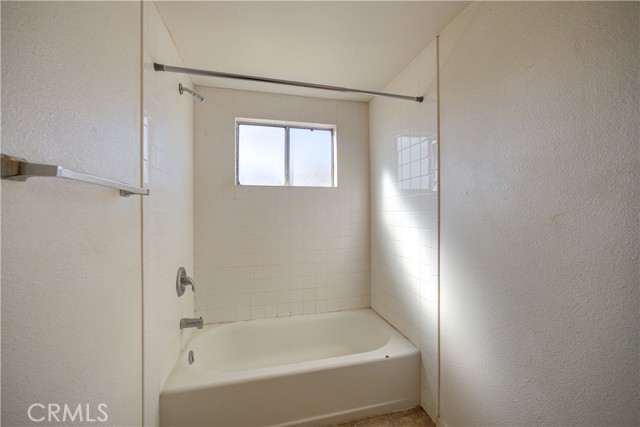 Detail Gallery Image 30 of 37 For 1055 via Esmeralda, Santa Maria,  CA 93455 - 3 Beds | 2 Baths