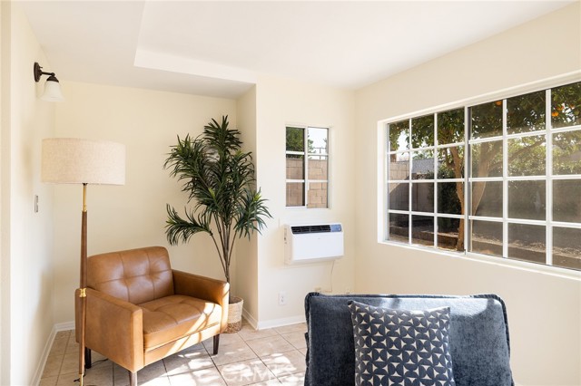 Detail Gallery Image 11 of 21 For 2206 Stinson St, Simi Valley,  CA 93065 - 3 Beds | 2 Baths