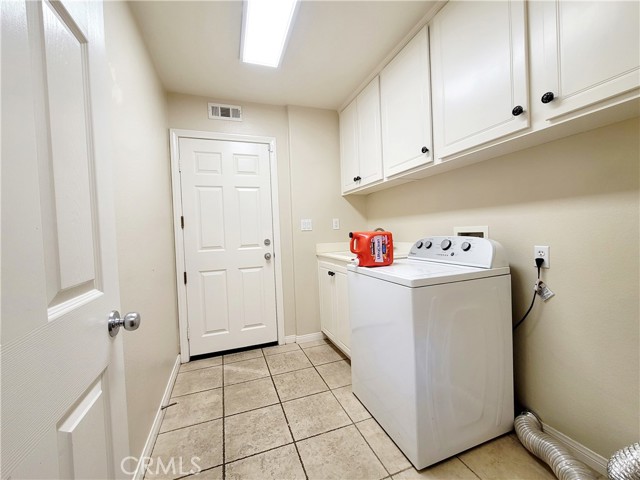 Detail Gallery Image 16 of 23 For 11223 Evergreen Loop, Corona,  CA 92883 - 4 Beds | 3/1 Baths