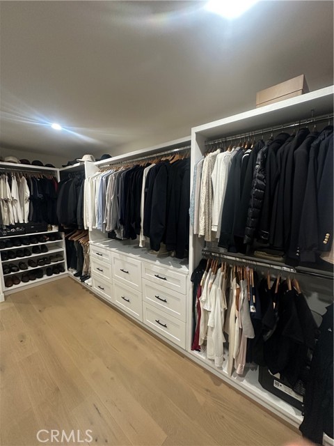 13902 Regentview Avenue, Bellflower CA: https://media.crmls.org/medias/e869b890-4336-47d7-8f98-e12c95e6b4c5.jpg