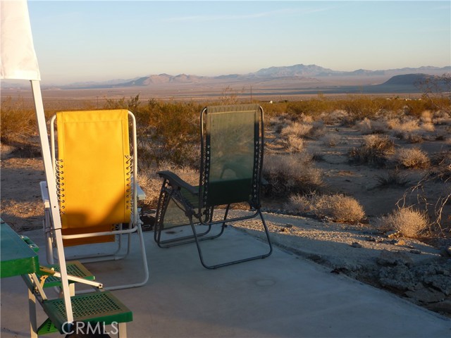 Detail Gallery Image 4 of 16 For 774 Manzanita Rd, Johnson Valley,  CA 92285 - – Beds | – Baths