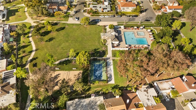 Detail Gallery Image 74 of 75 For 27 Gillman St, Irvine,  CA 92612 - 6 Beds | 6/1 Baths