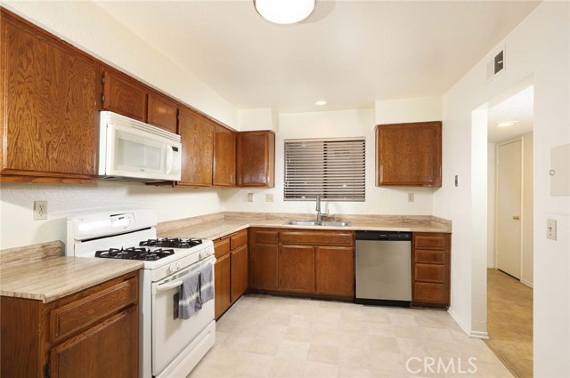 356 West California Avenue, 15 photo 3