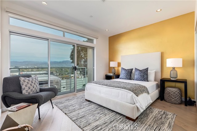 Detail Gallery Image 12 of 43 For 11698 Picturesque, Studio City,  CA 91604 - 3 Beds | 2/1 Baths